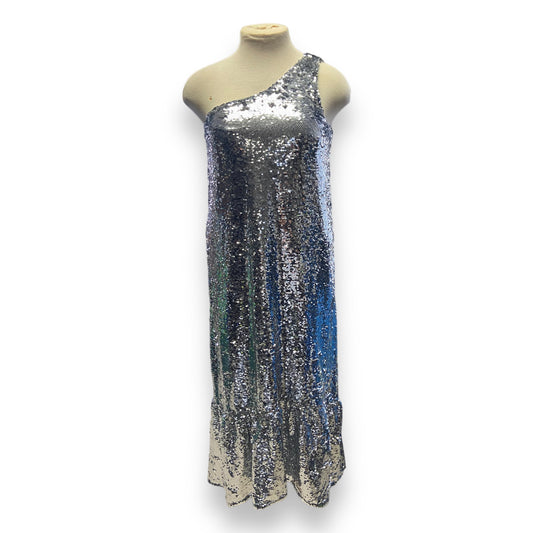 Maeve by Anthropologie Silver Sequin One Shoulder Dress (Size M)